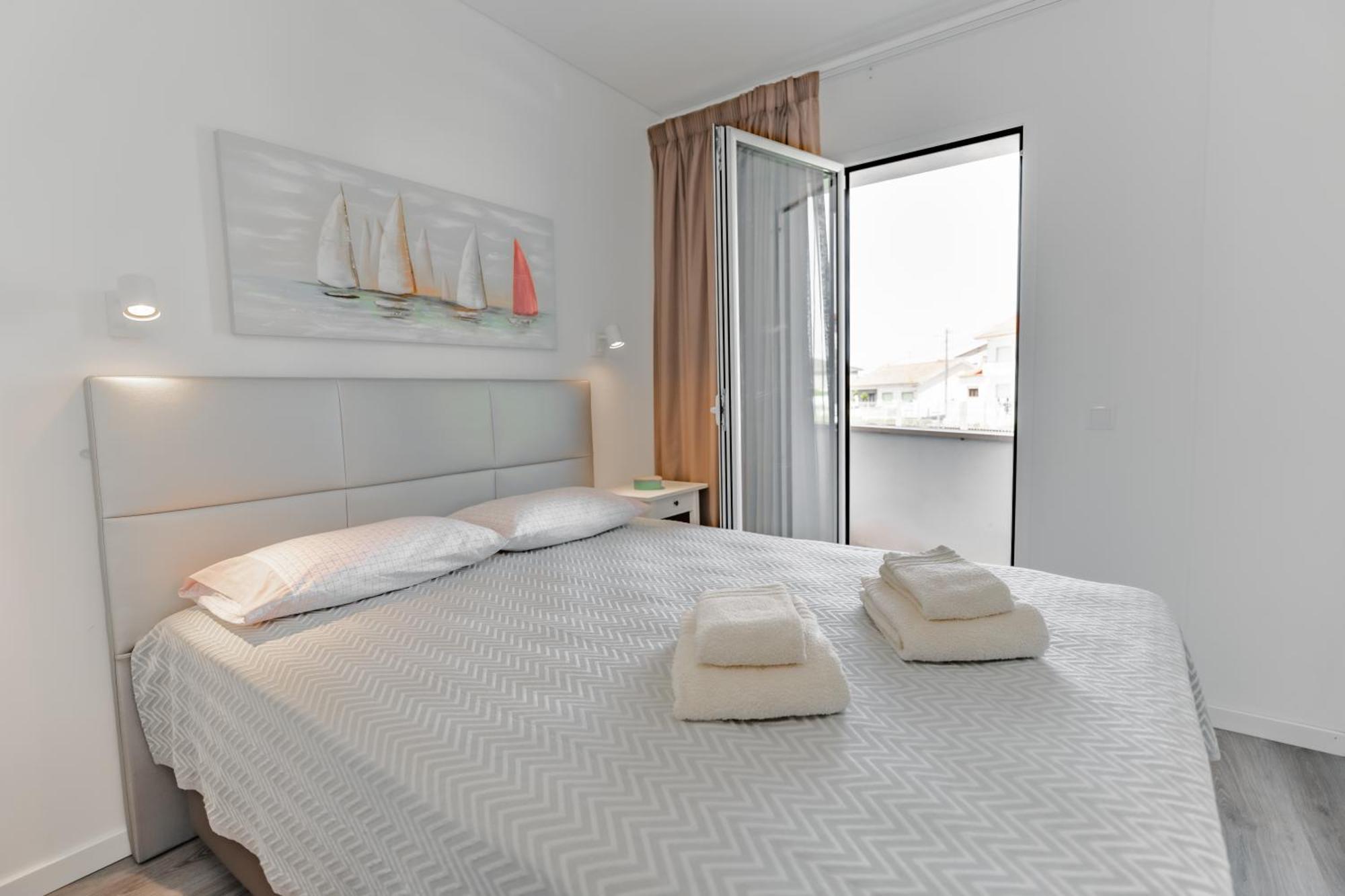 Casa Dos Terracos Apartamentos Сао Мартино до Порто Екстериор снимка